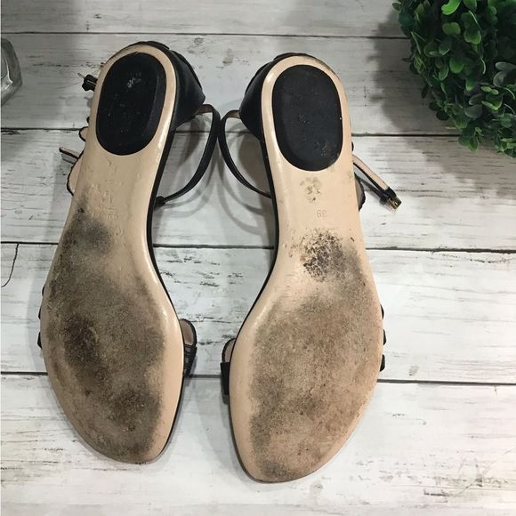 Black Gucci Floral Emblemed Sandals size 39 - Picture 2 of 10